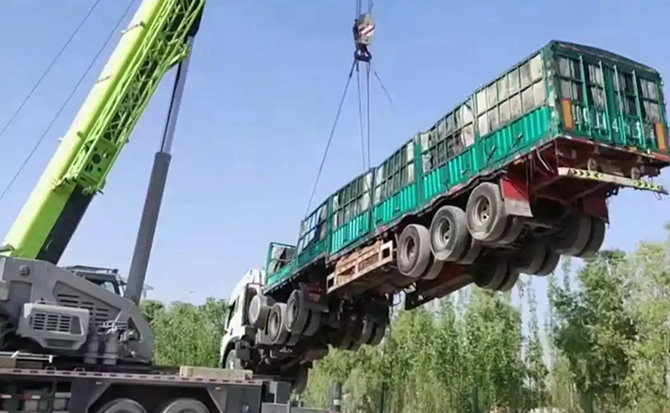 白朗道路脱困救援案例